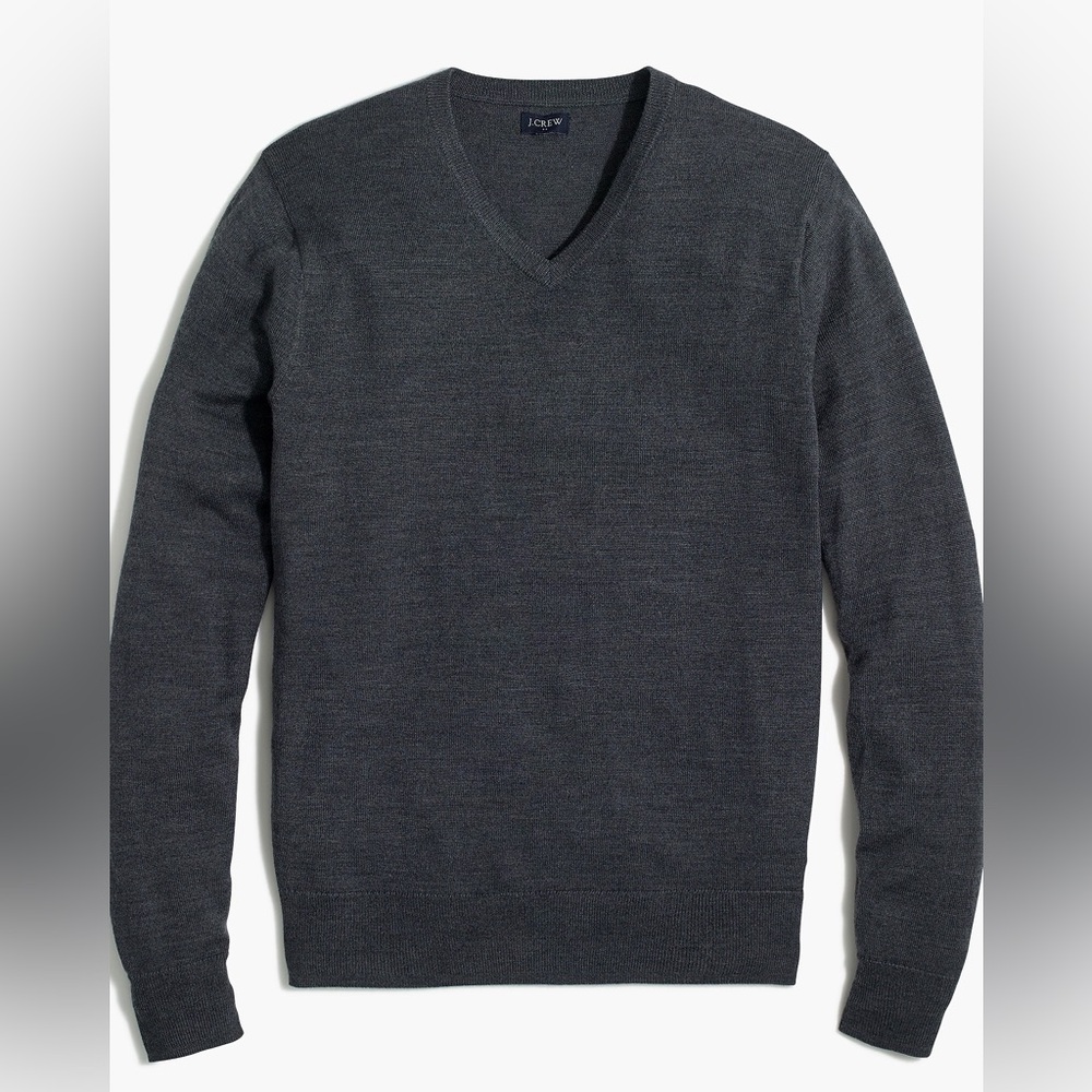 J. Crew Factory Men's Machine-Washable Merino Wool-Blend V-Neck Sweater in Gray